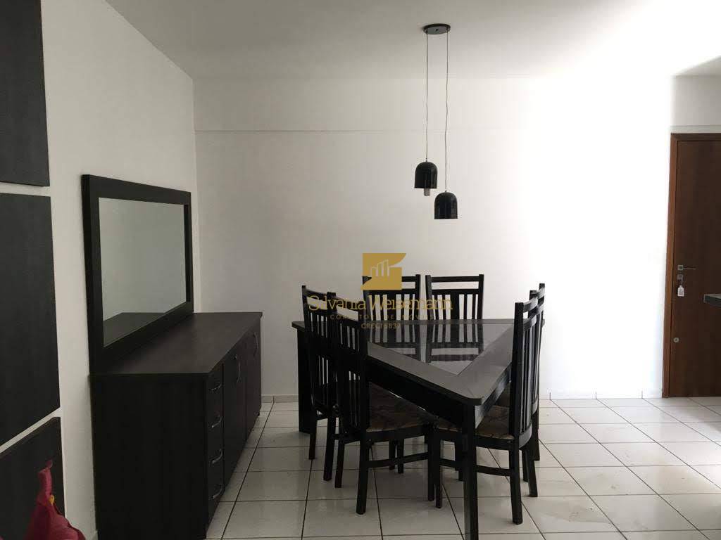 Apartamento à venda com 3 quartos, 68m² - Foto 2