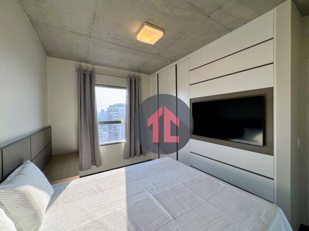 Apartamento à venda com 2 quartos, 70m² - Foto 18