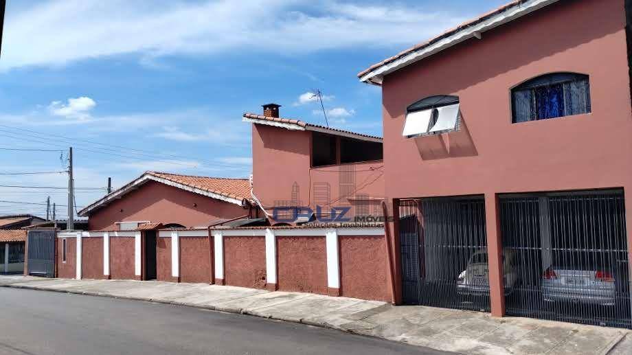 Casa à venda com 2 quartos, 200m² - Foto 3