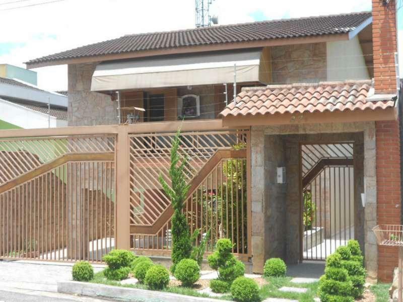 Casa de Condomínio à venda com 4 quartos, 500m² - Foto 1