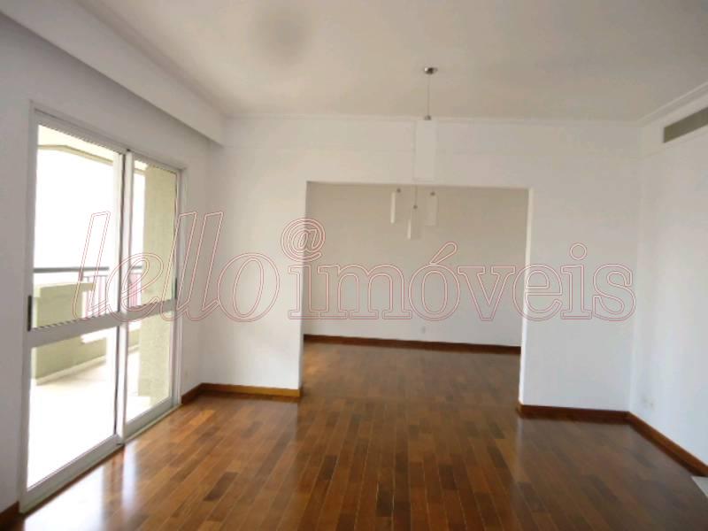 Apartamento para alugar com 3 quartos, 217m² - Foto 2