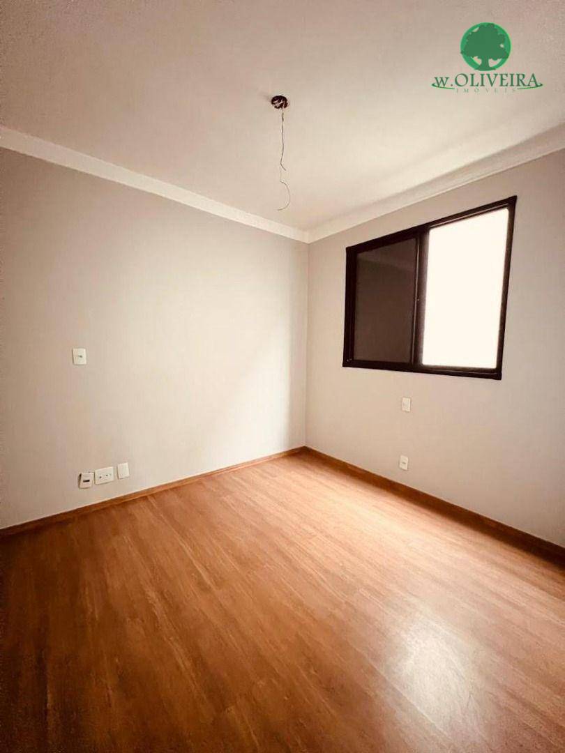 Casa à venda com 2 quartos, 52m² - Foto 7