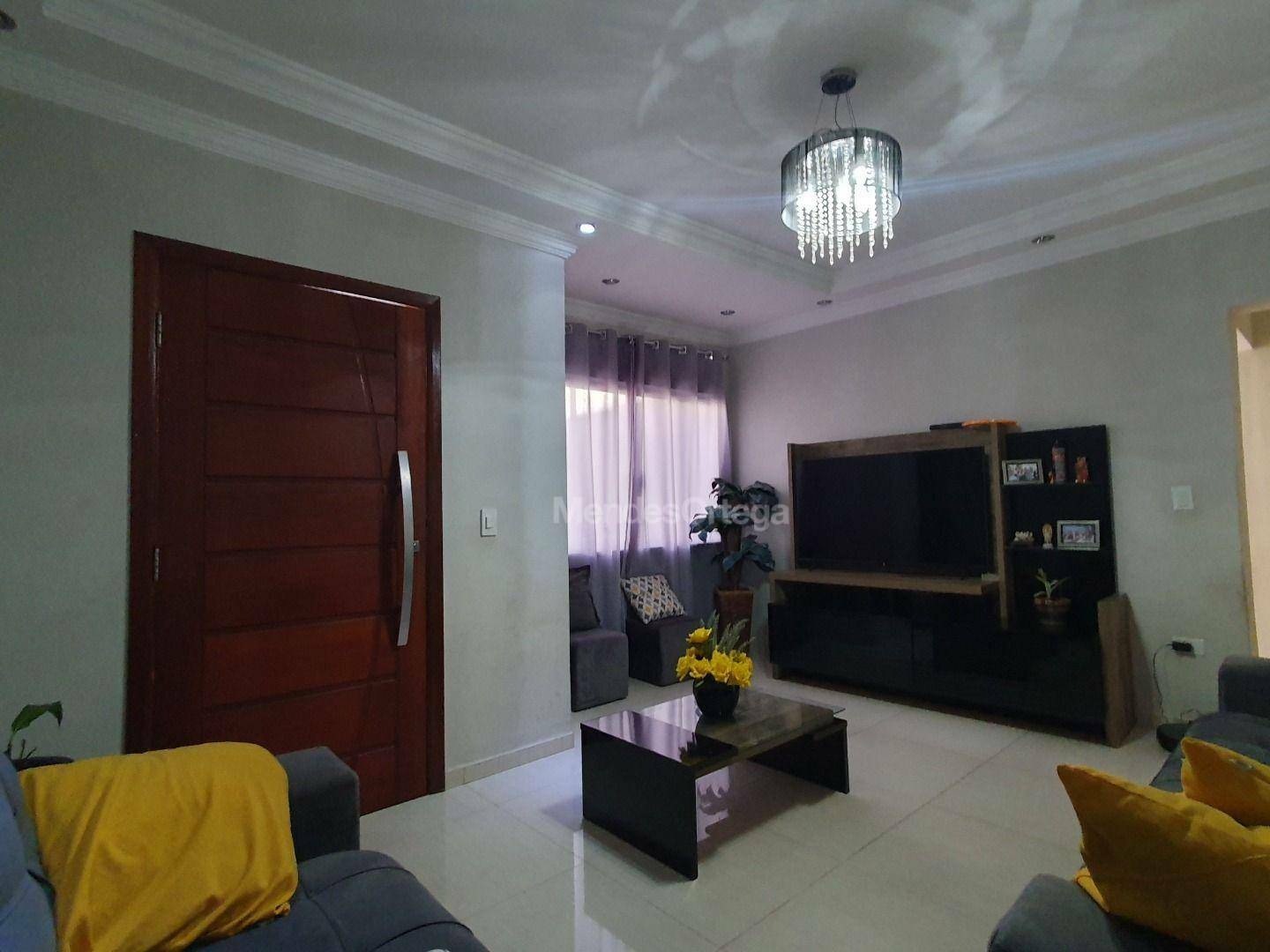 Casa à venda com 2 quartos, 279m² - Foto 1