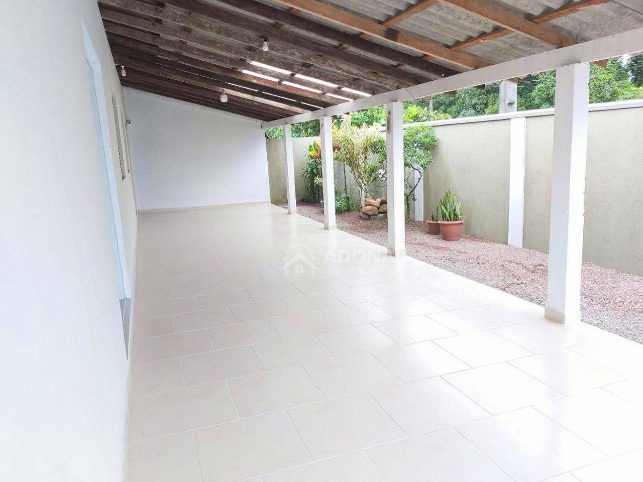 Casa à venda com 2 quartos, 140m² - Foto 11