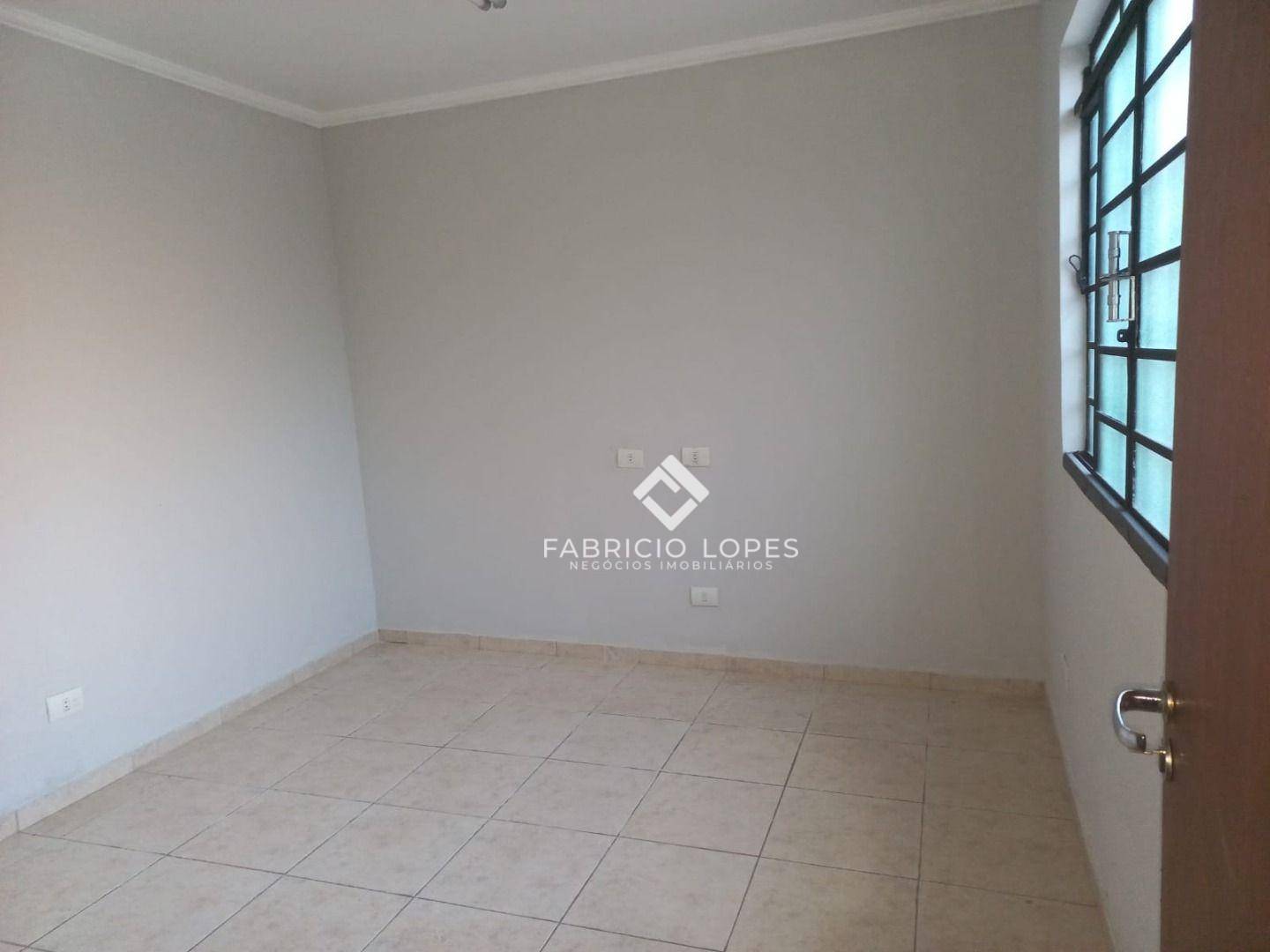 Casa à venda com 4 quartos, 324m² - Foto 11