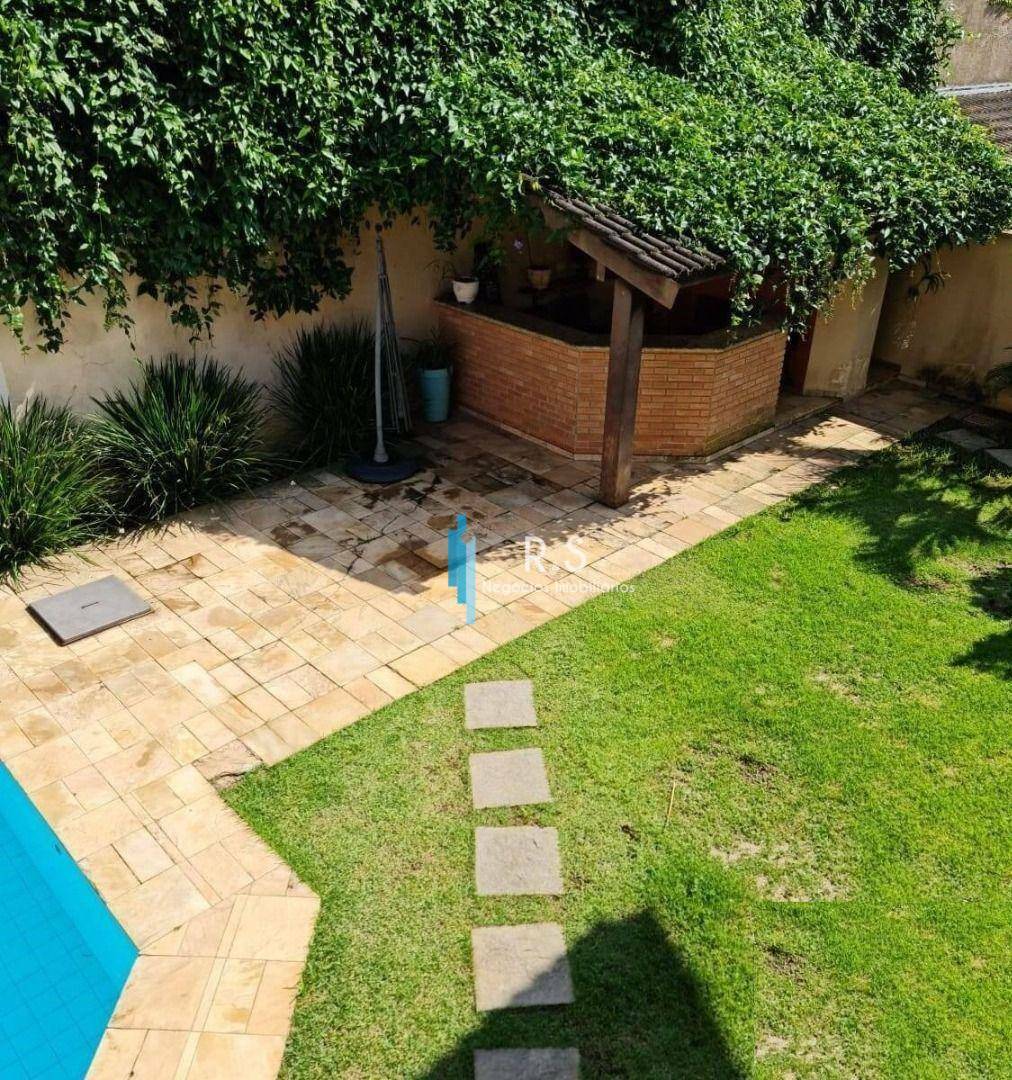 Casa de Condomínio à venda com 4 quartos, 450m² - Foto 6