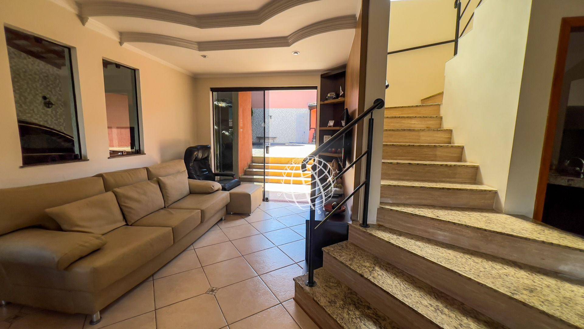 Casa à venda com 3 quartos, 246m² - Foto 44