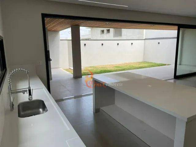 Sobrado à venda com 3 quartos, 243m² - Foto 6