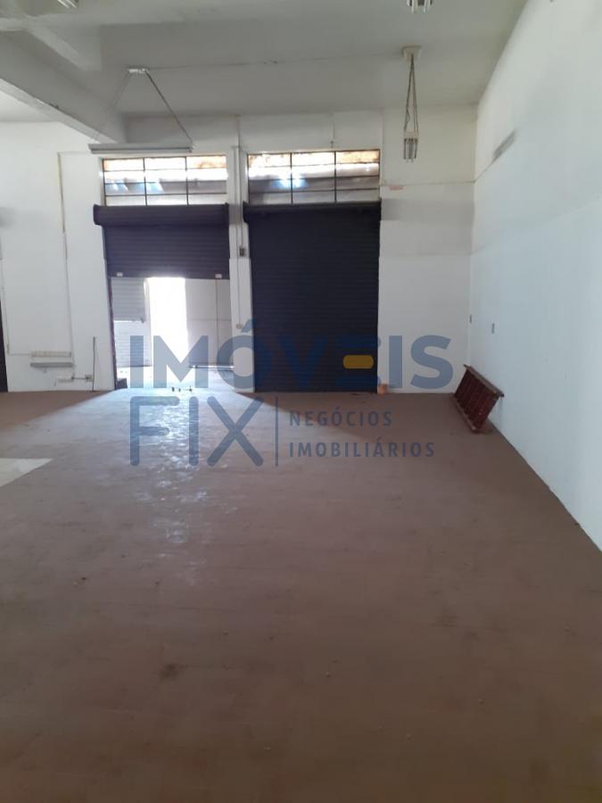 Conjunto Comercial-Sala para alugar com 3 quartos, 300m² - Foto 7