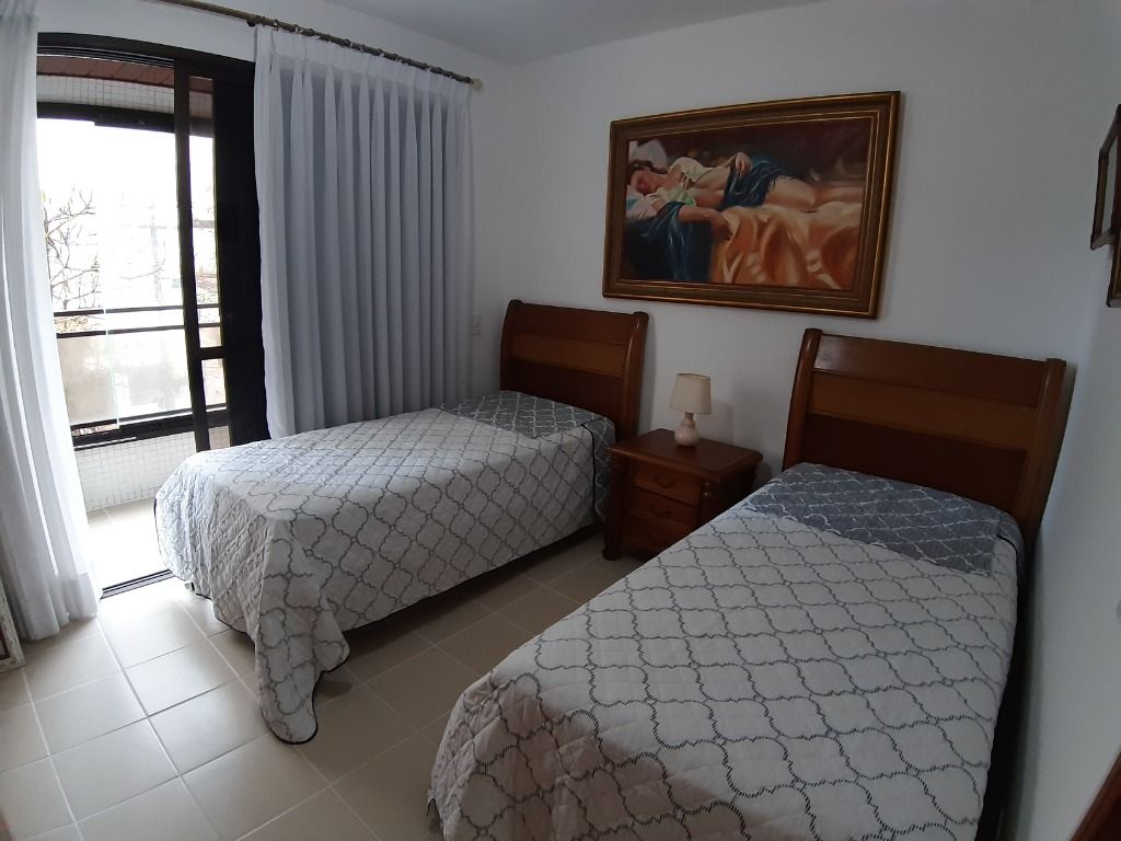 Apartamento à venda com 3 quartos, 160m² - Foto 18