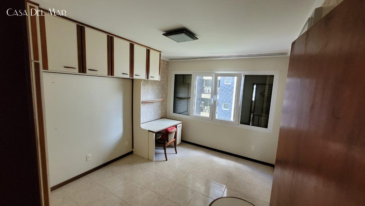 Apartamento à venda com 4 quartos, 224m² - Foto 34