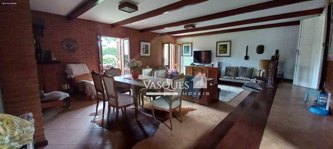 Casa à venda com 4 quartos, 341m² - Foto 7