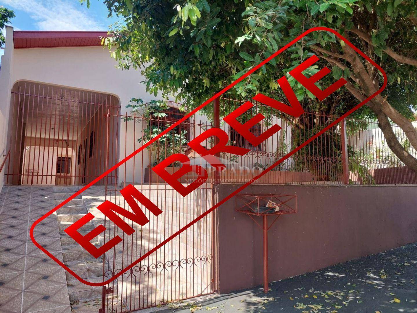 Casa, 4 quartos, 194 m² - Foto 1