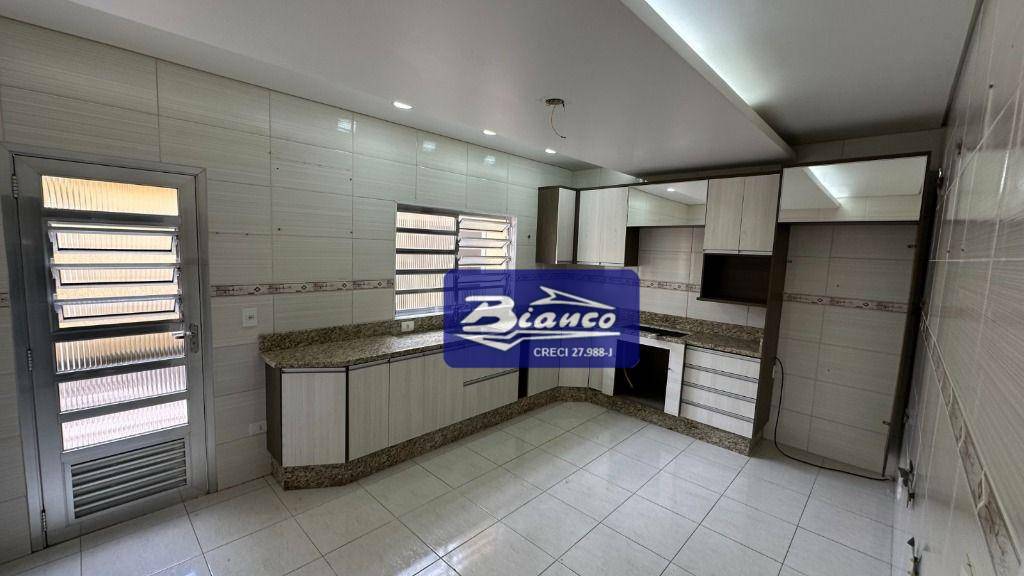 Sobrado à venda com 3 quartos, 150m² - Foto 12