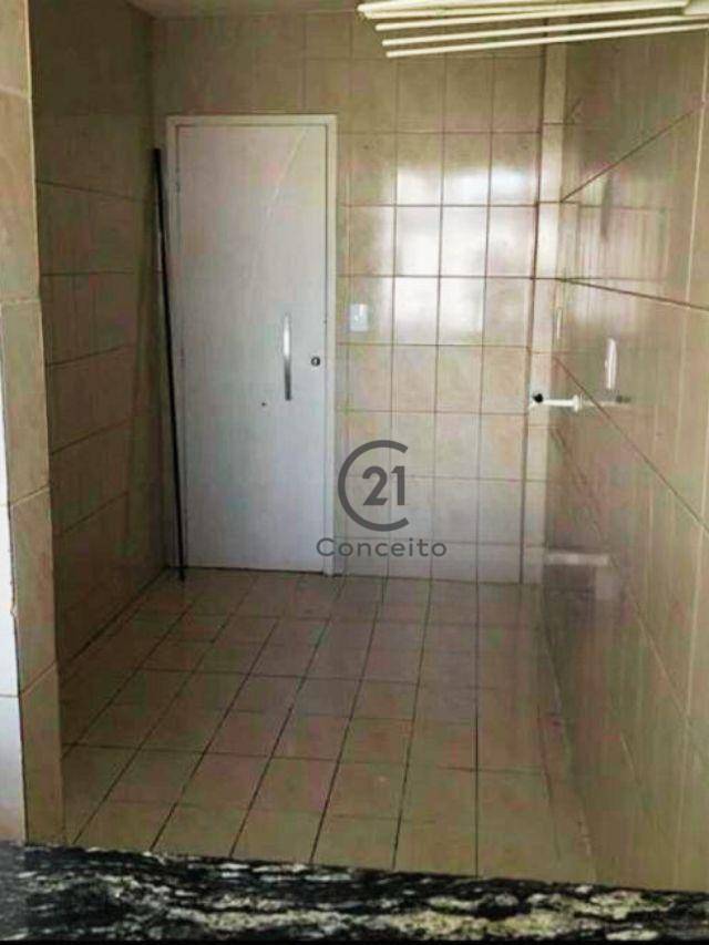 Apartamento à venda com 3 quartos, 80m² - Foto 4