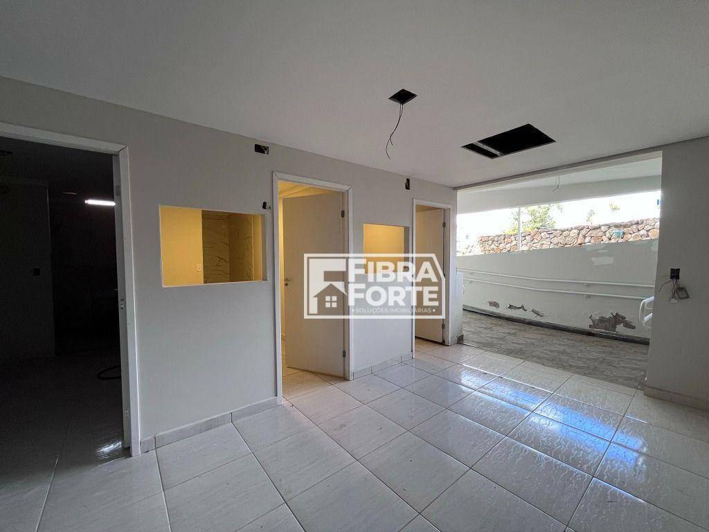 Casa para alugar com 18 quartos, 905m² - Foto 19