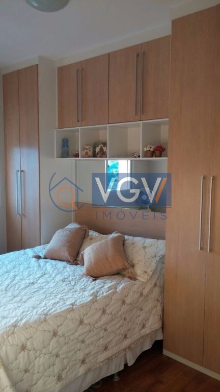 Apartamento à venda com 2 quartos, 72m² - Foto 6