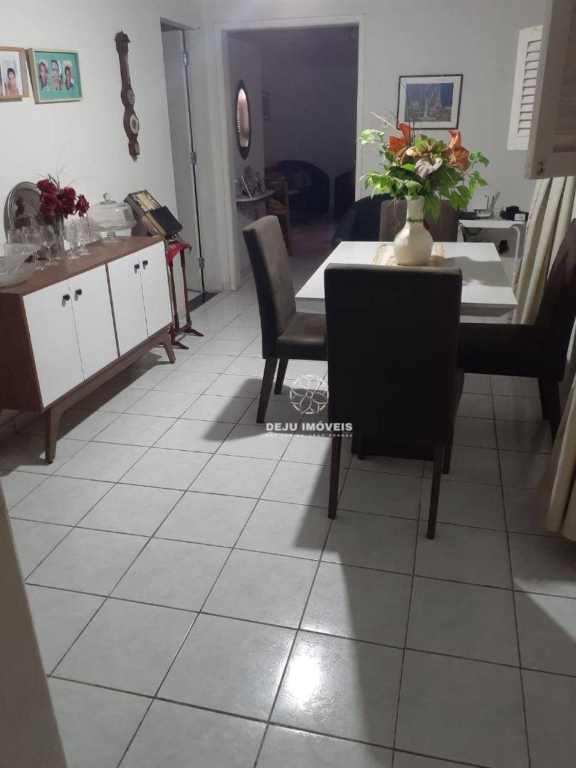 Casa à venda com 3 quartos, 200m² - Foto 10