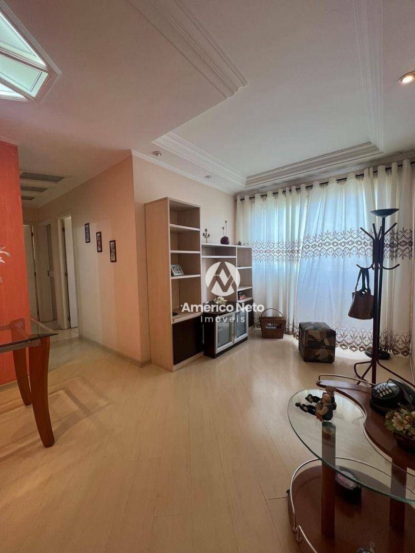 Apartamento à venda com 3 quartos, 63m² - Foto 4