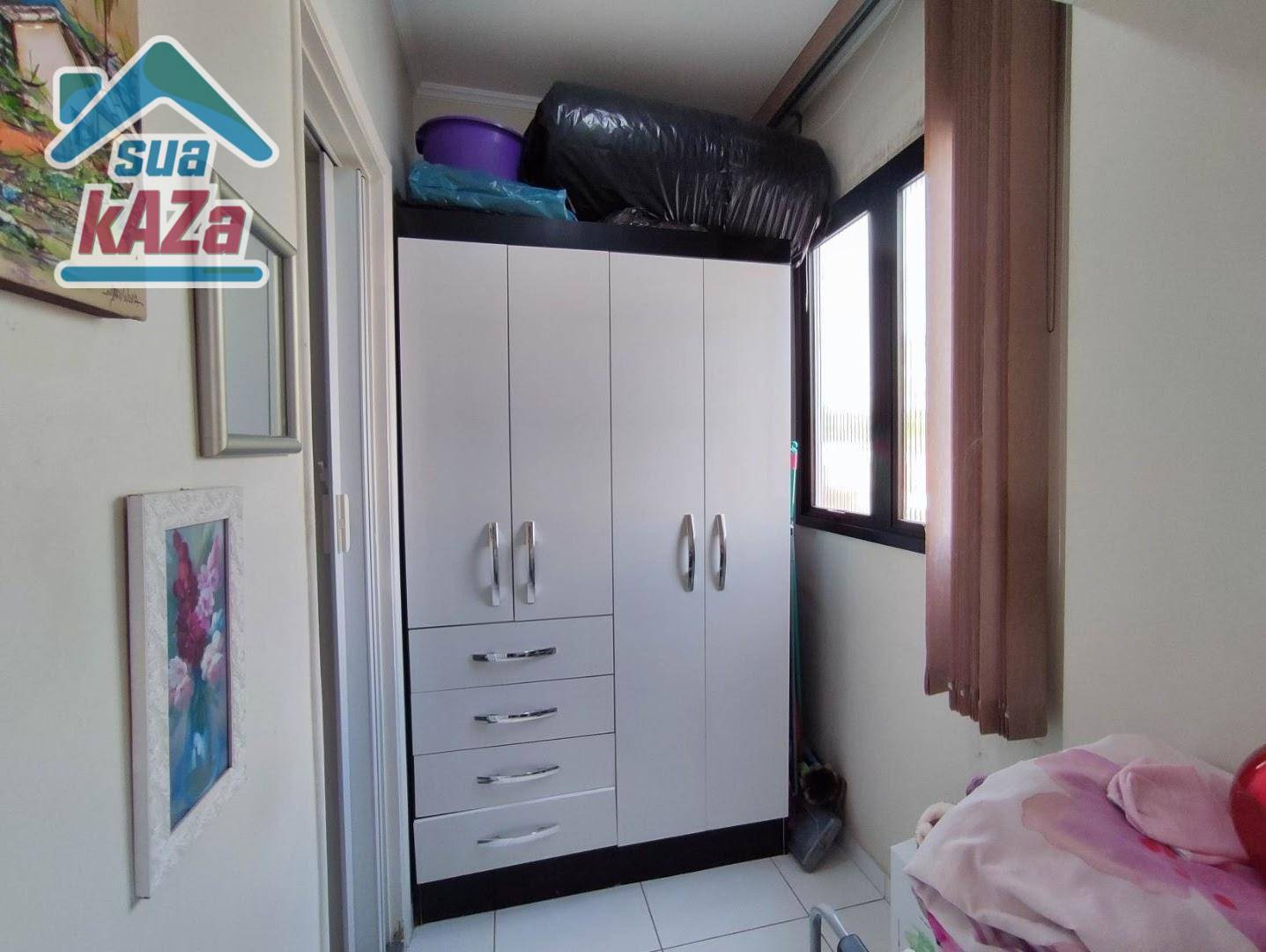 Apartamento à venda com 2 quartos, 61m² - Foto 11