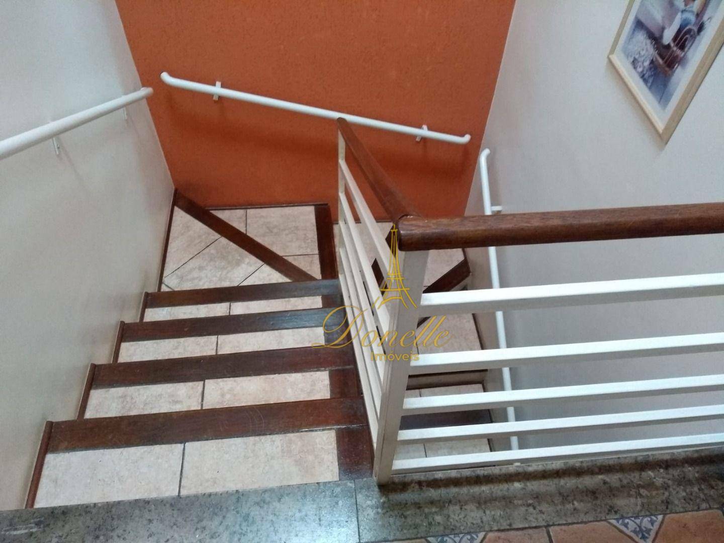 Casa à venda com 3 quartos, 200m² - Foto 23