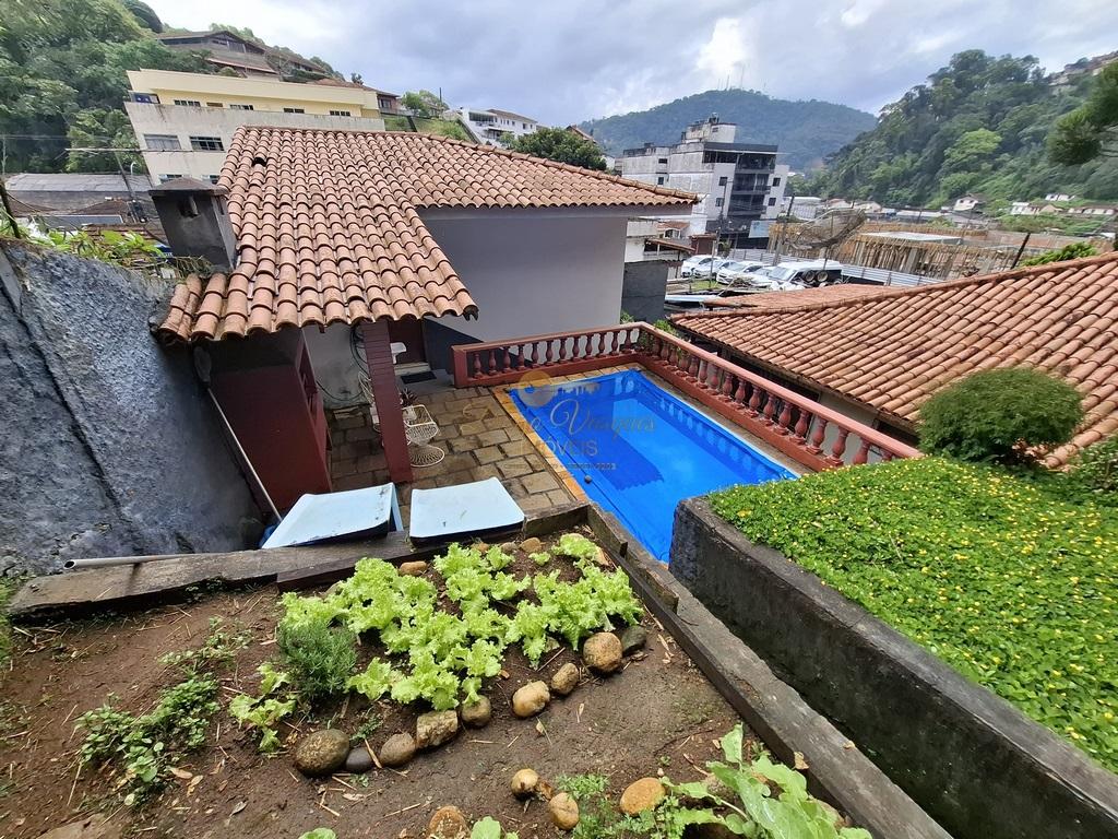 Casa à venda com 3 quartos, 400m² - Foto 5