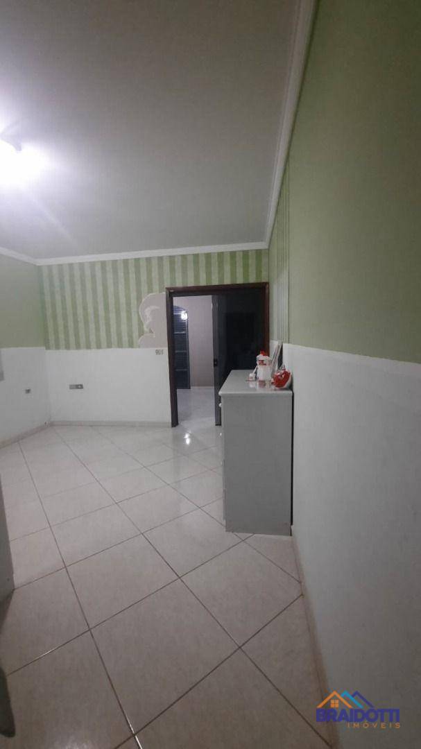 Casa à venda com 2 quartos, 184m² - Foto 15