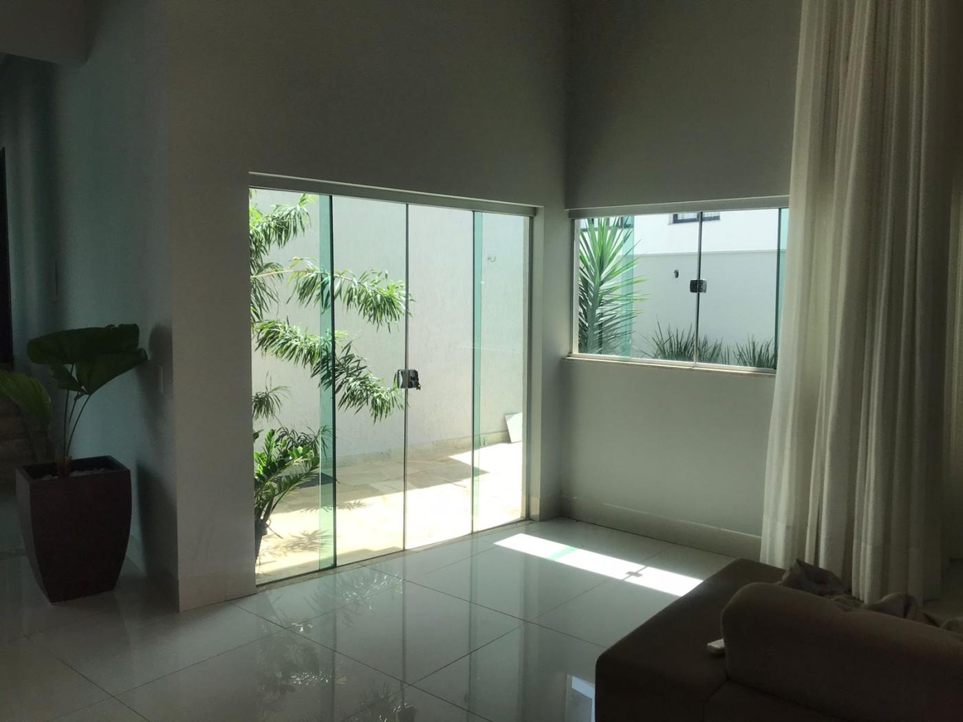 Casa de Condomínio à venda com 3 quartos, 650m² - Foto 3