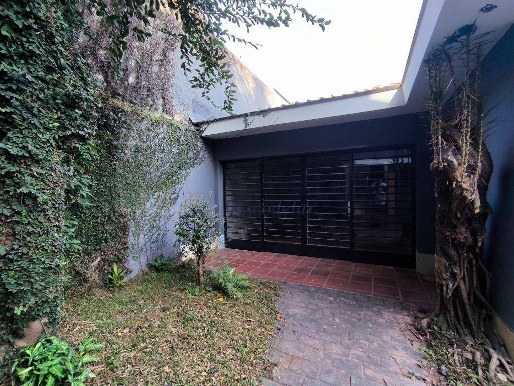 Casa à venda com 4 quartos, 332m² - Foto 43