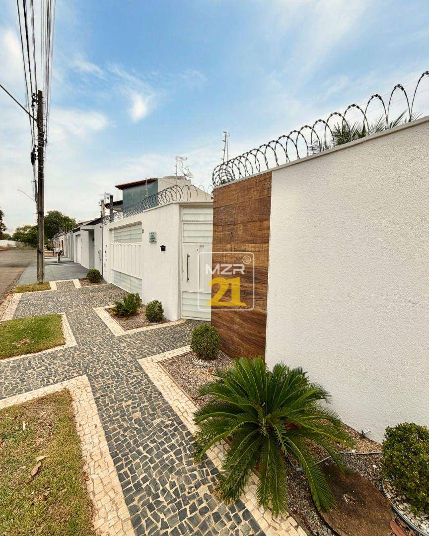 Casa, 3 quartos, 179 m² - Foto 3