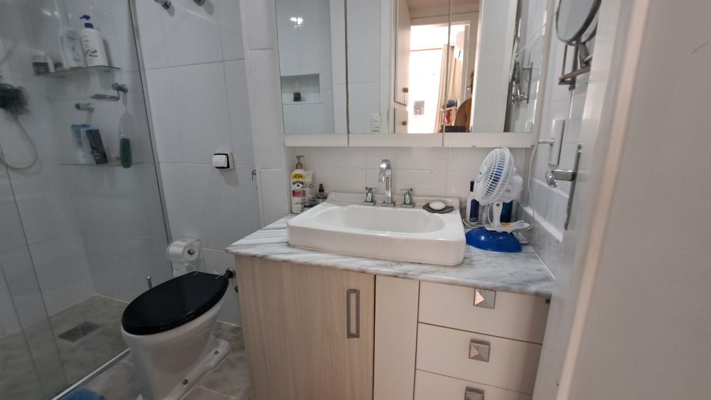 Apartamento à venda com 2 quartos, 48m² - Foto 12