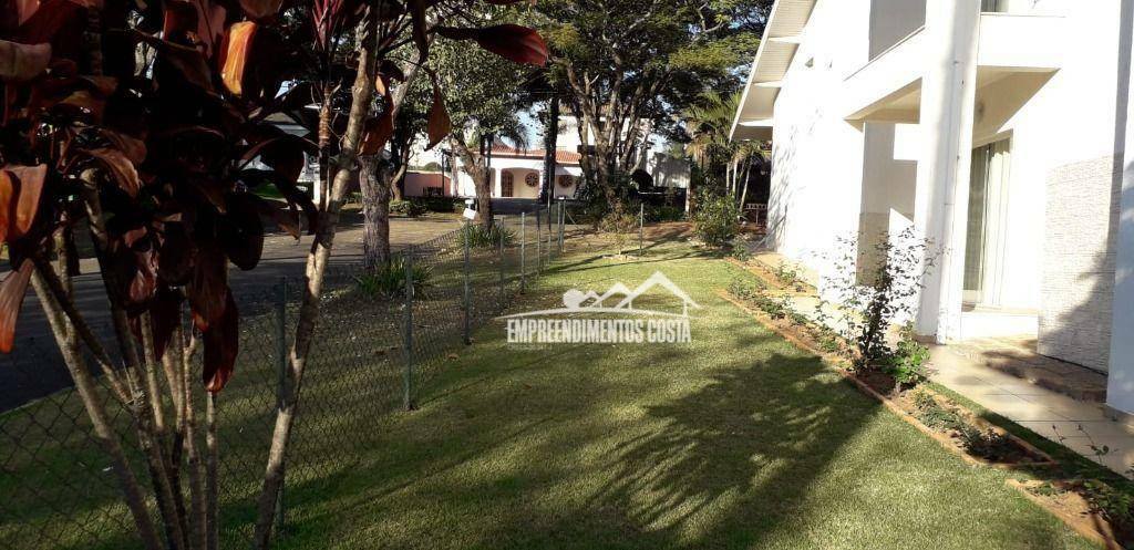 Casa de Condomínio à venda com 4 quartos, 462m² - Foto 29