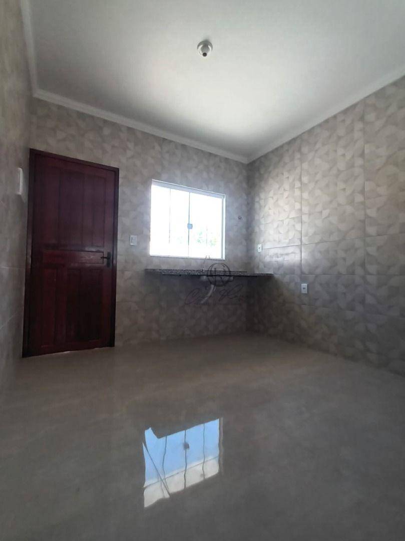 Casa à venda com 2 quartos, 66m² - Foto 5