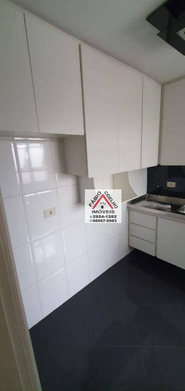 Apartamento à venda com 2 quartos, 60m² - Foto 13