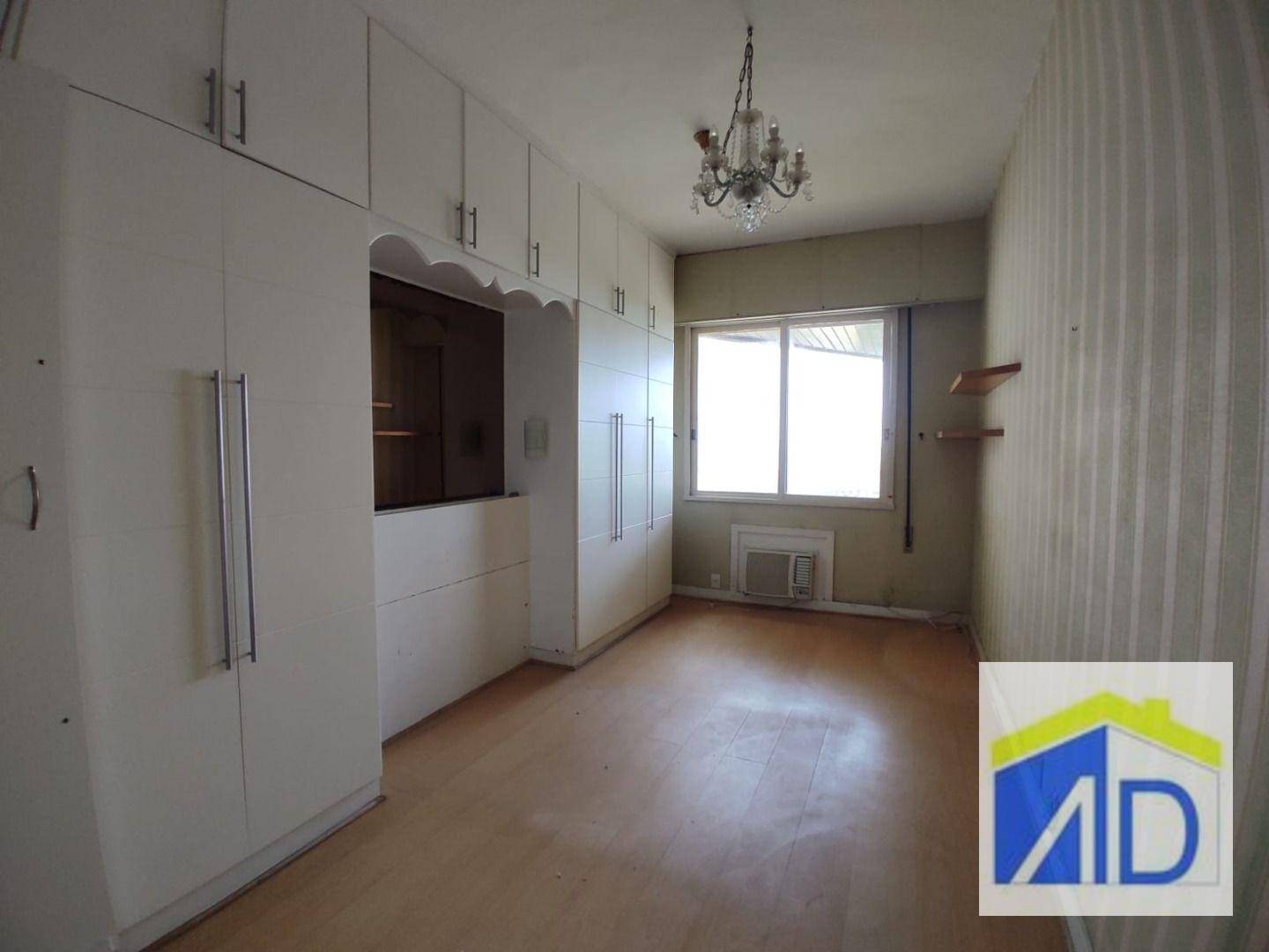 Apartamento à venda com 3 quartos, 135m² - Foto 52