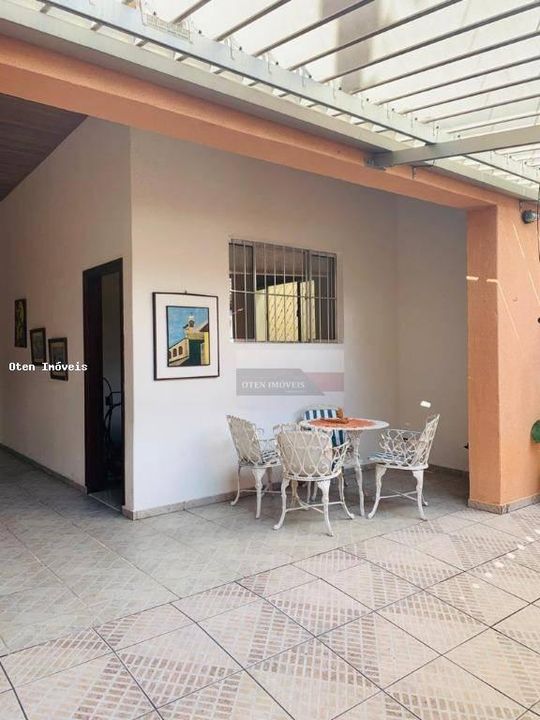 Casa à venda com 3 quartos, 184m² - Foto 16