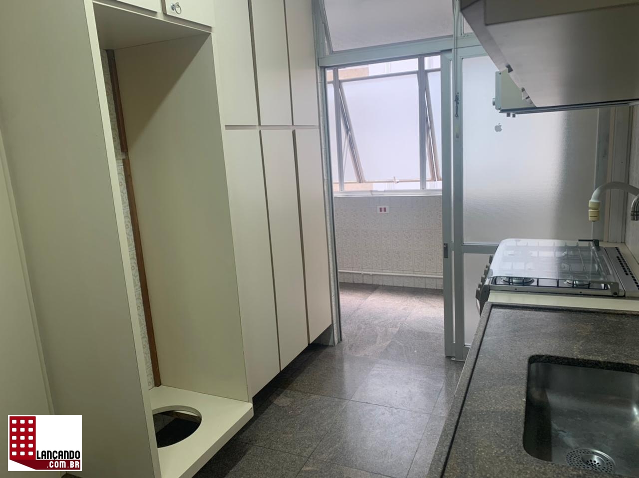 Apartamento à venda com 3 quartos, 112m² - Foto 3