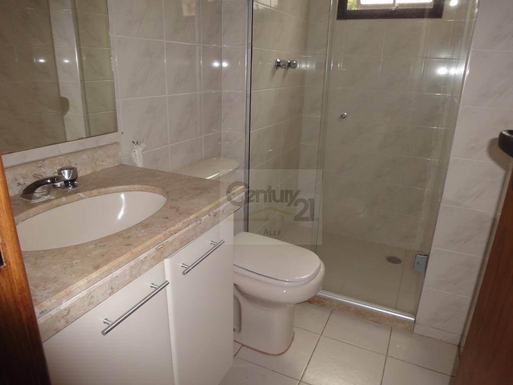 Apartamento para alugar com 3 quartos, 110m² - Foto 11