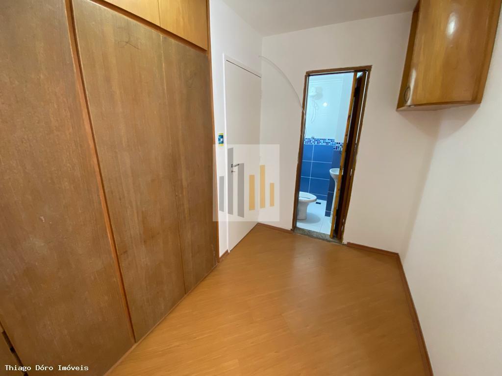 Apartamento à venda com 3 quartos, 68m² - Foto 12