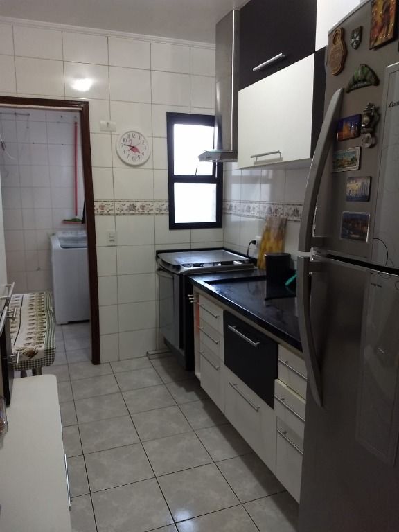 Apartamento à venda com 3 quartos, 75m² - Foto 16