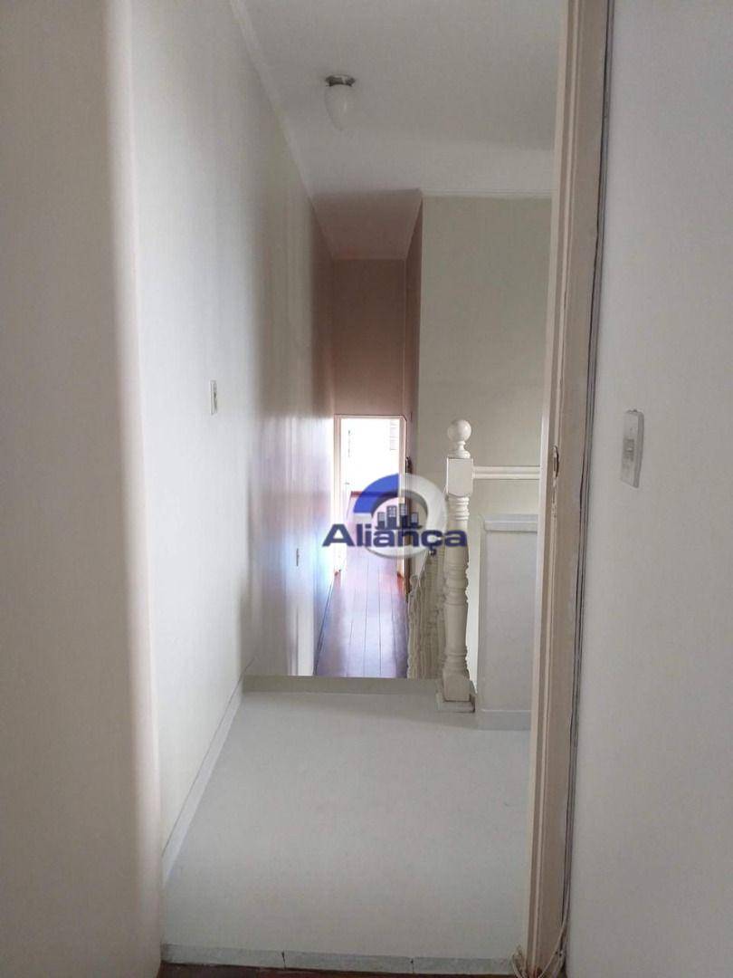 Sobrado à venda e aluguel com 3 quartos, 341m² - Foto 20