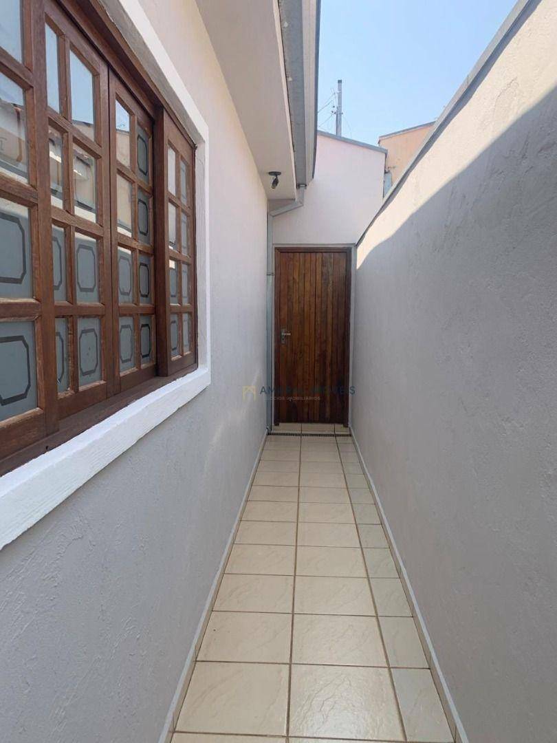 Casa à venda e aluguel com 2 quartos, 140m² - Foto 13