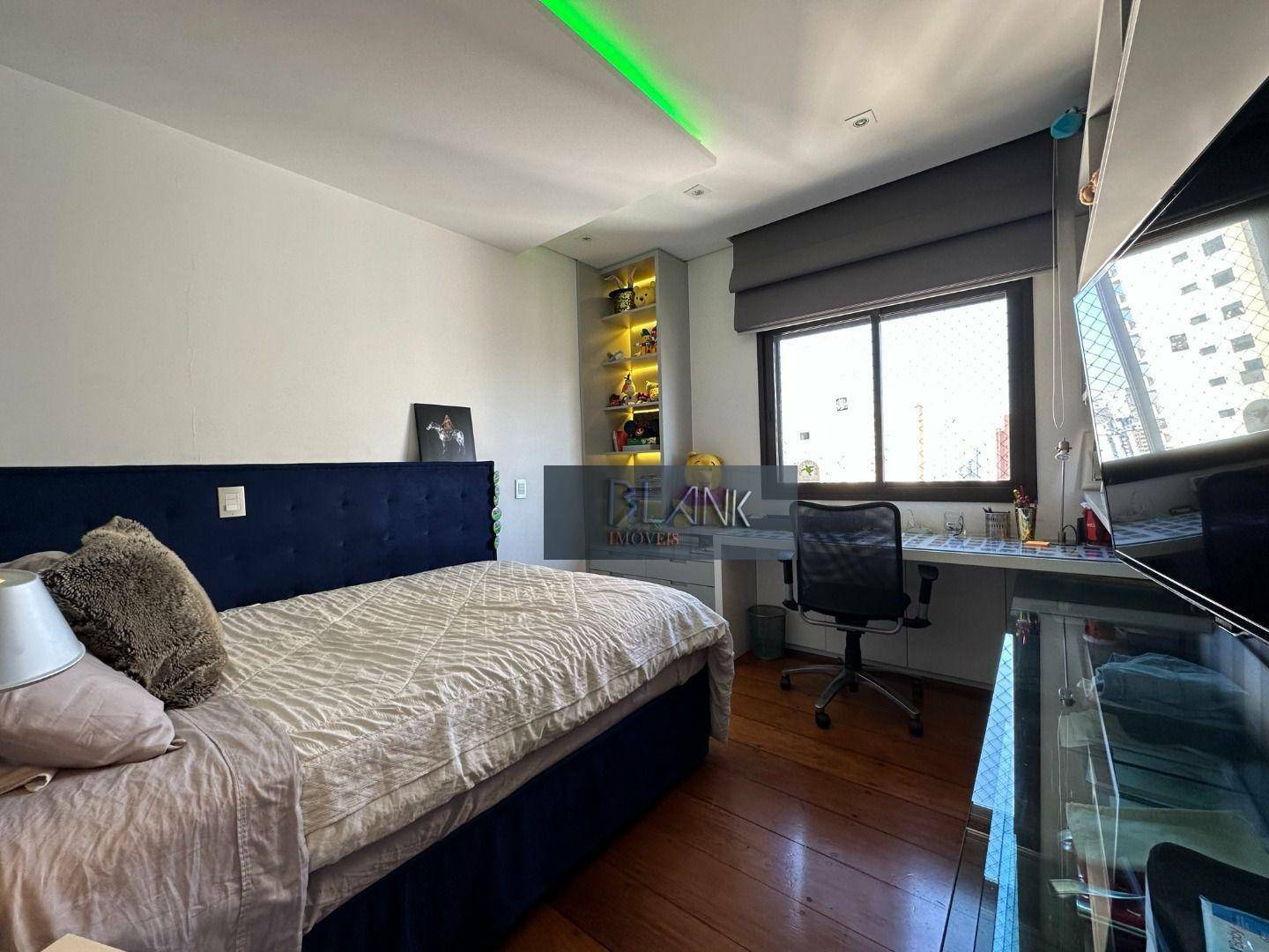 Apartamento à venda com 5 quartos, 374m² - Foto 9