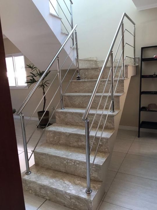 Casa de Condomínio à venda com 4 quartos, 238m² - Foto 3