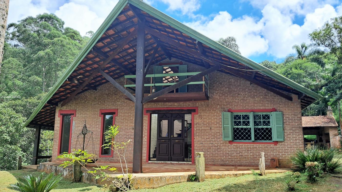 Casa para alugar com 2 quartos, 1000m² - Foto 1