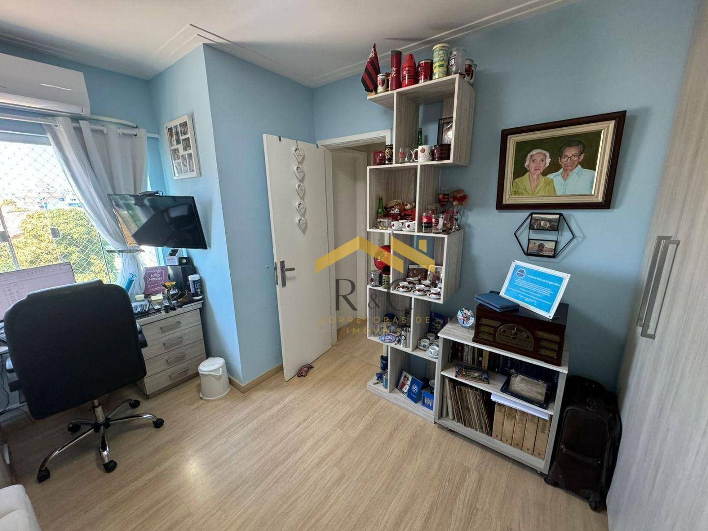 Apartamento à venda com 3 quartos, 135m² - Foto 11