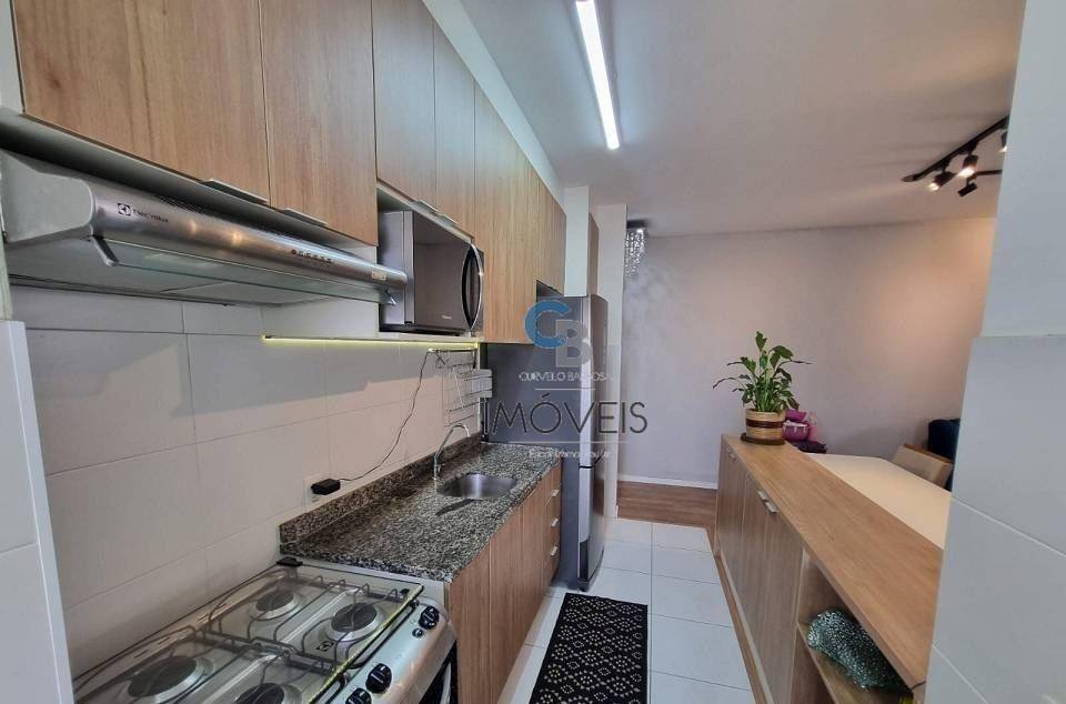 Apartamento à venda com 3 quartos, 80m² - Foto 4