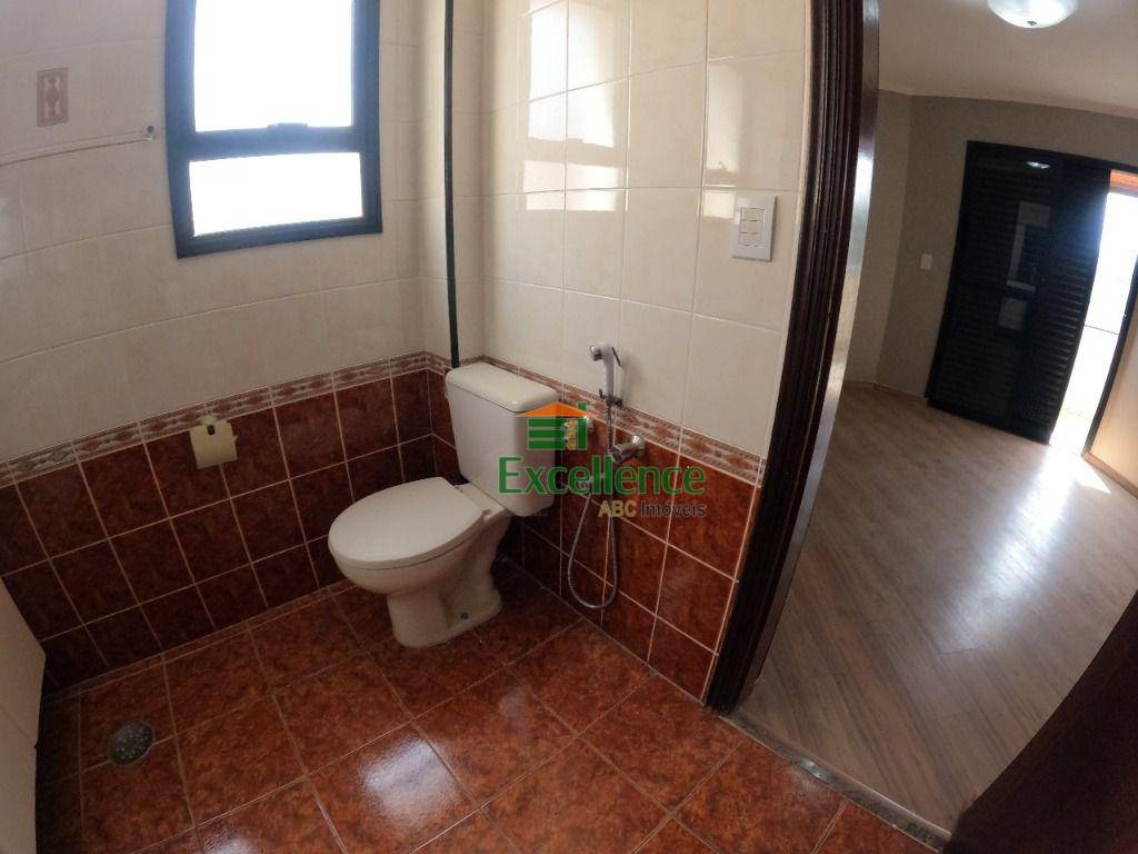 Apartamento para alugar com 2 quartos, 130m² - Foto 16