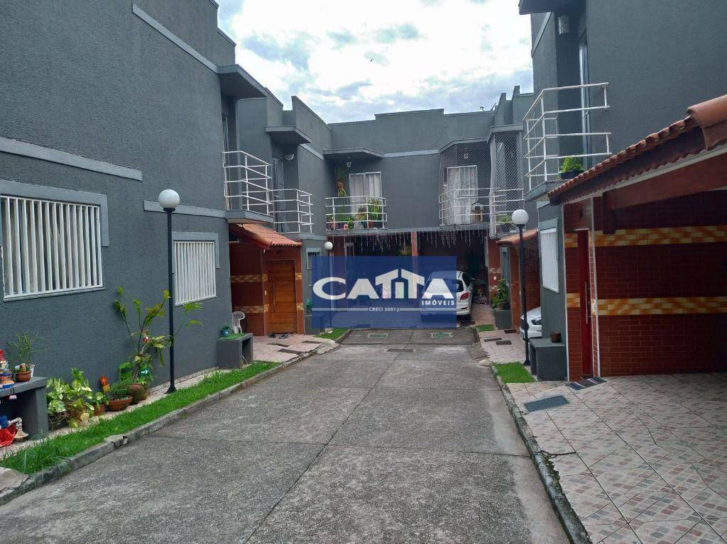 Sobrado à venda com 2 quartos, 60m² - Foto 3