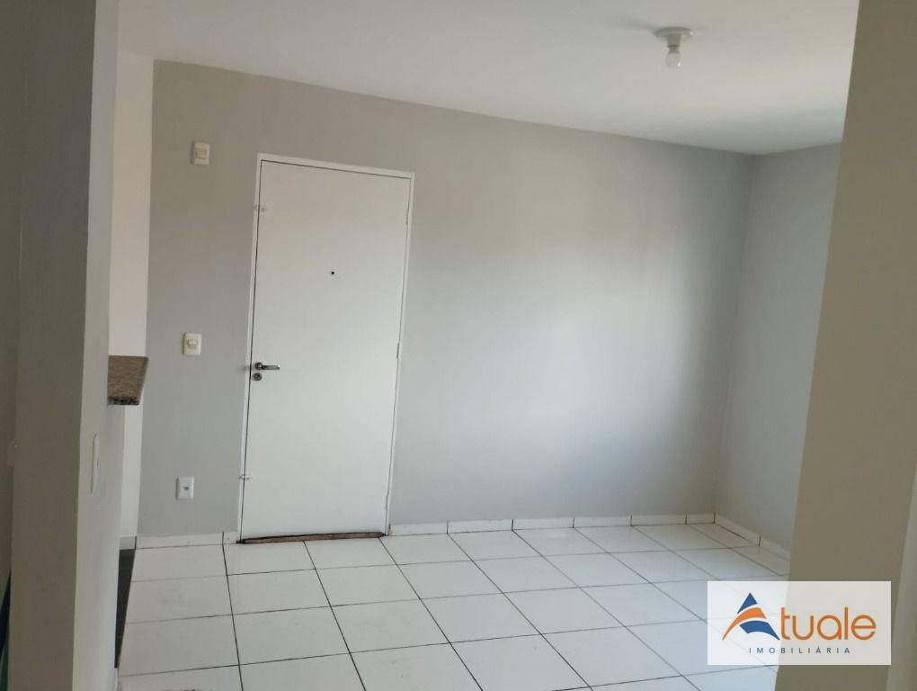 Apartamento para alugar com 2 quartos, 57m² - Foto 4